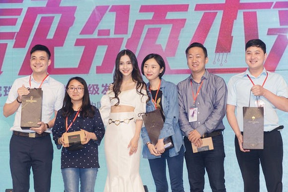 Angelababy lo nhuoc diem hinh the vi vay goi cam-Hinh-7