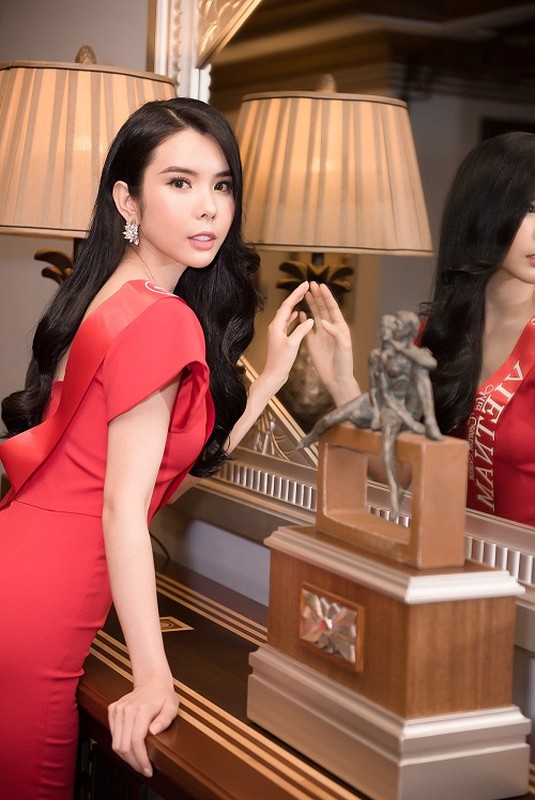 Huynh Vy khoe dang nuot o Miss Tourism Queen Worldwide 2018-Hinh-4