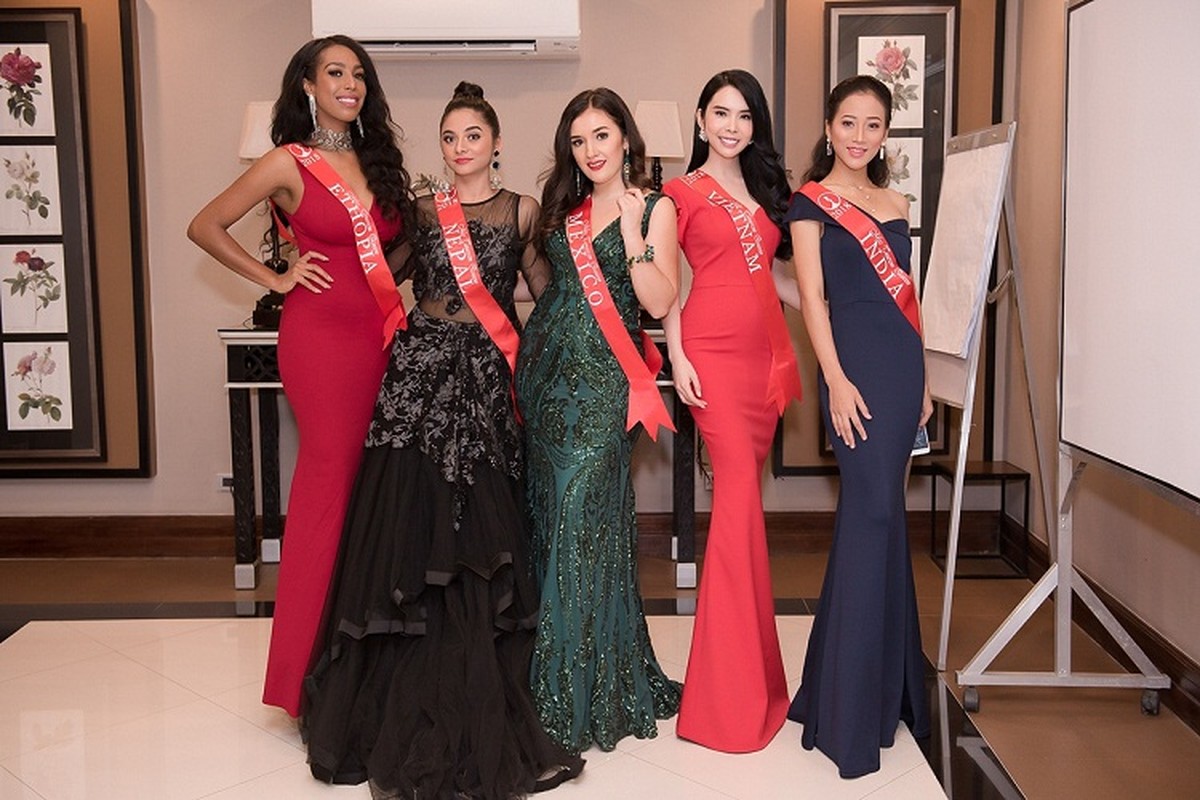 Huynh Vy khoe dang nuot o Miss Tourism Queen Worldwide 2018-Hinh-7