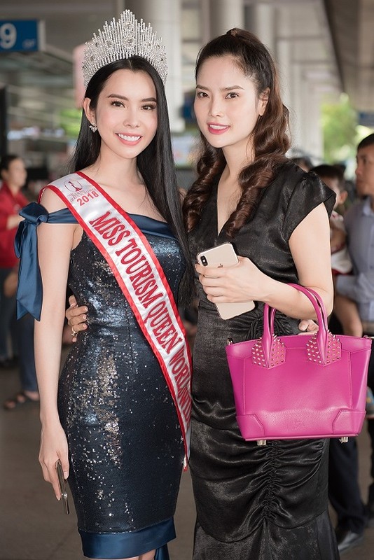 Huynh Vy rang ro tro ve sau dang quang Miss Tourism Queen Worldwide-Hinh-9