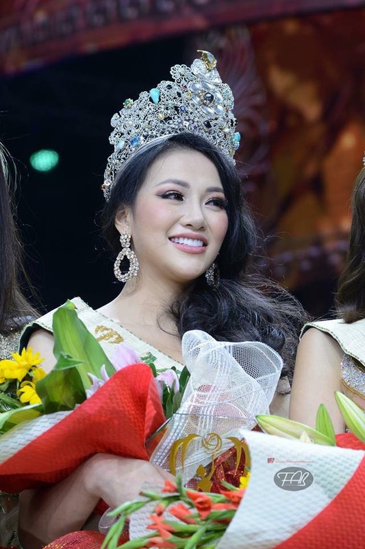 Nguyen Phuong Khanh lan dau len tieng sau dang quang Miss Earth 2018-Hinh-4