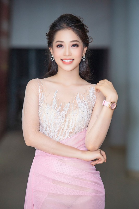 Phuong Nga lo noi y vi vay sieu mong: “Duyen” hay “kem duyen“?-Hinh-7