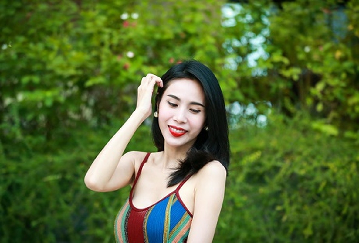 34 tuoi, Thuy Tien co biet thu, xe sang va hang chuc ty gay choang-Hinh-7