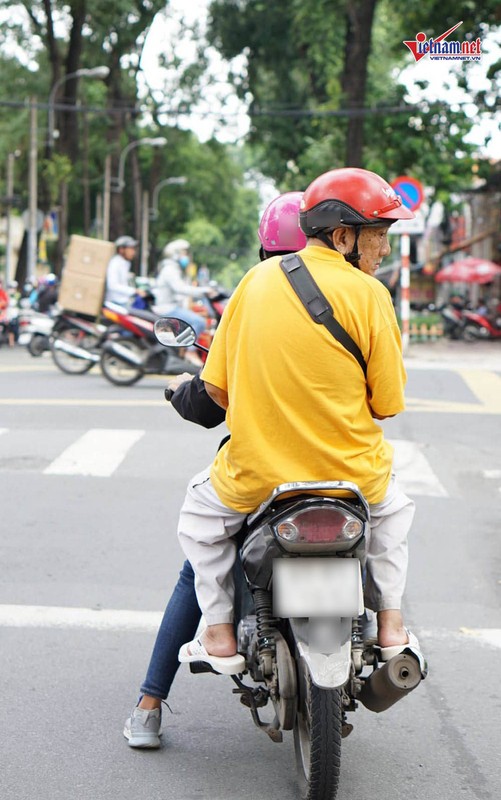 Cuoc song binh di cua nghe si Mac Can sau khi xuat vien-Hinh-3