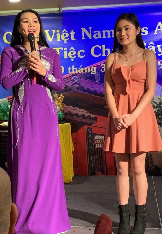 Con gai nghe si cai luong Ngoc Huyen xinh ngo ngang o tuoi 16-Hinh-15