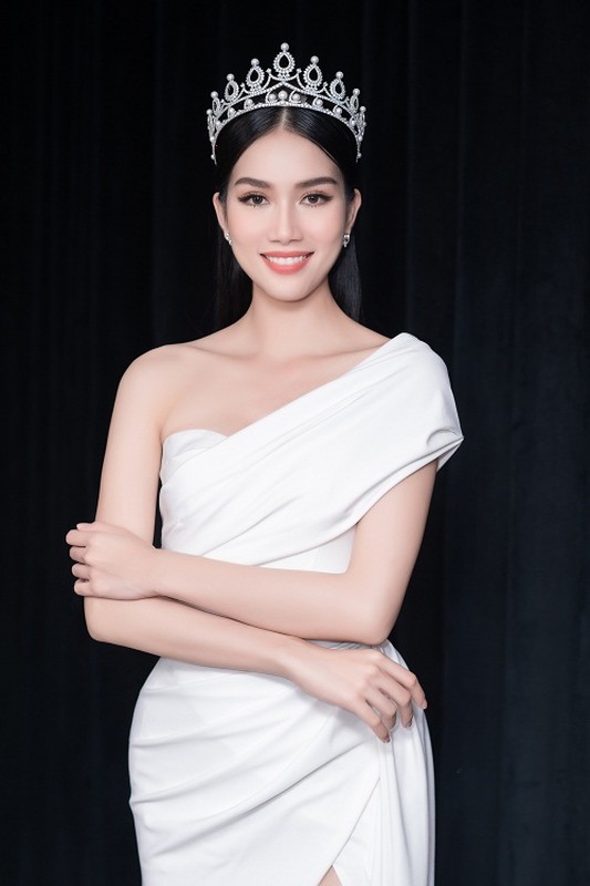 Fan quoc te du doan A hau Phuong Anh dang quang Miss International-Hinh-11