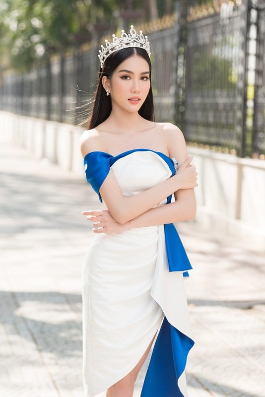 Fan quoc te du doan A hau Phuong Anh dang quang Miss International-Hinh-5
