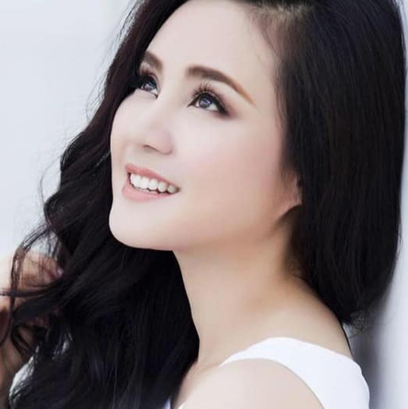 Khong the nhan ra ca si Vy Oanh thoi moi vao showbiz-Hinh-2