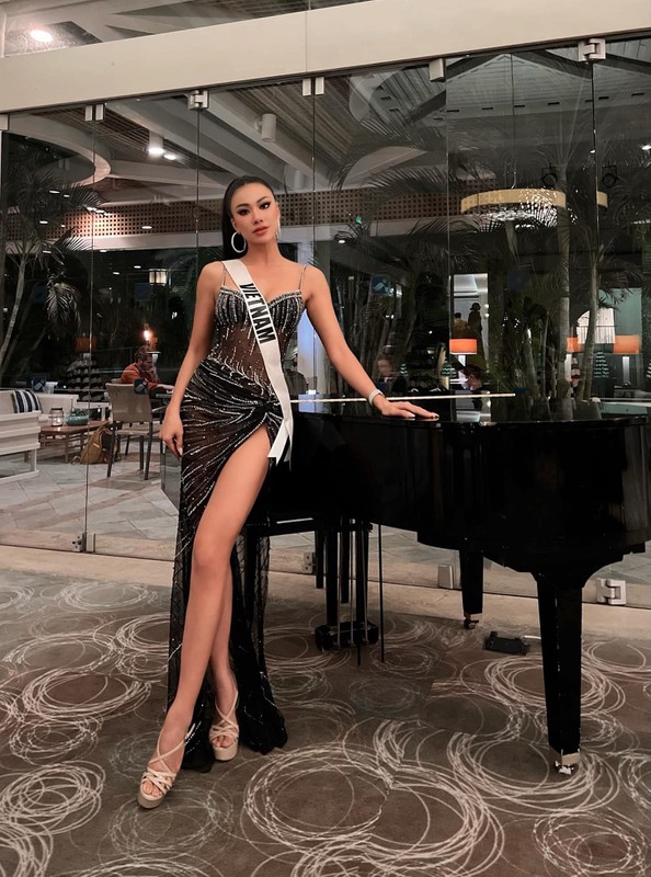 Kim Duyen khoe dang boc lua, co kha nang dang quang Miss Universe-Hinh-2