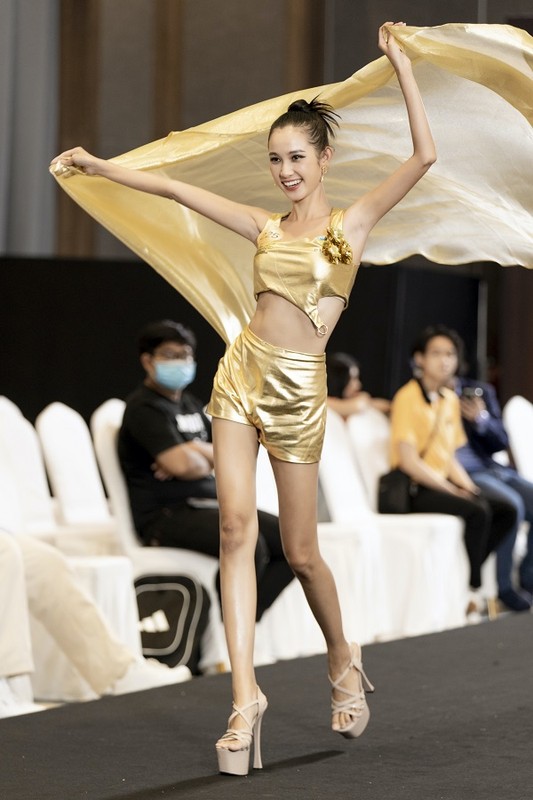 Lo dien top 53 thi sinh vao vong Chung ket Miss Grand Vietnam 2022-Hinh-10