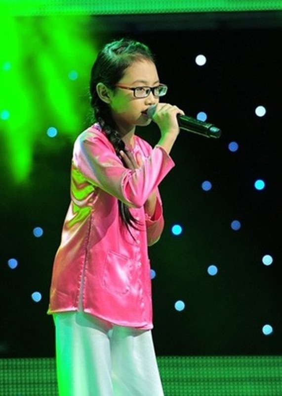 Phuong My Chi tu a quan The Voice Kids den CEO o tuoi 20