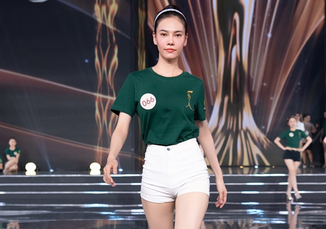 Chi Pu mac goi cam tong duyet chung ket Miss Grand Vietnam 2023-Hinh-10