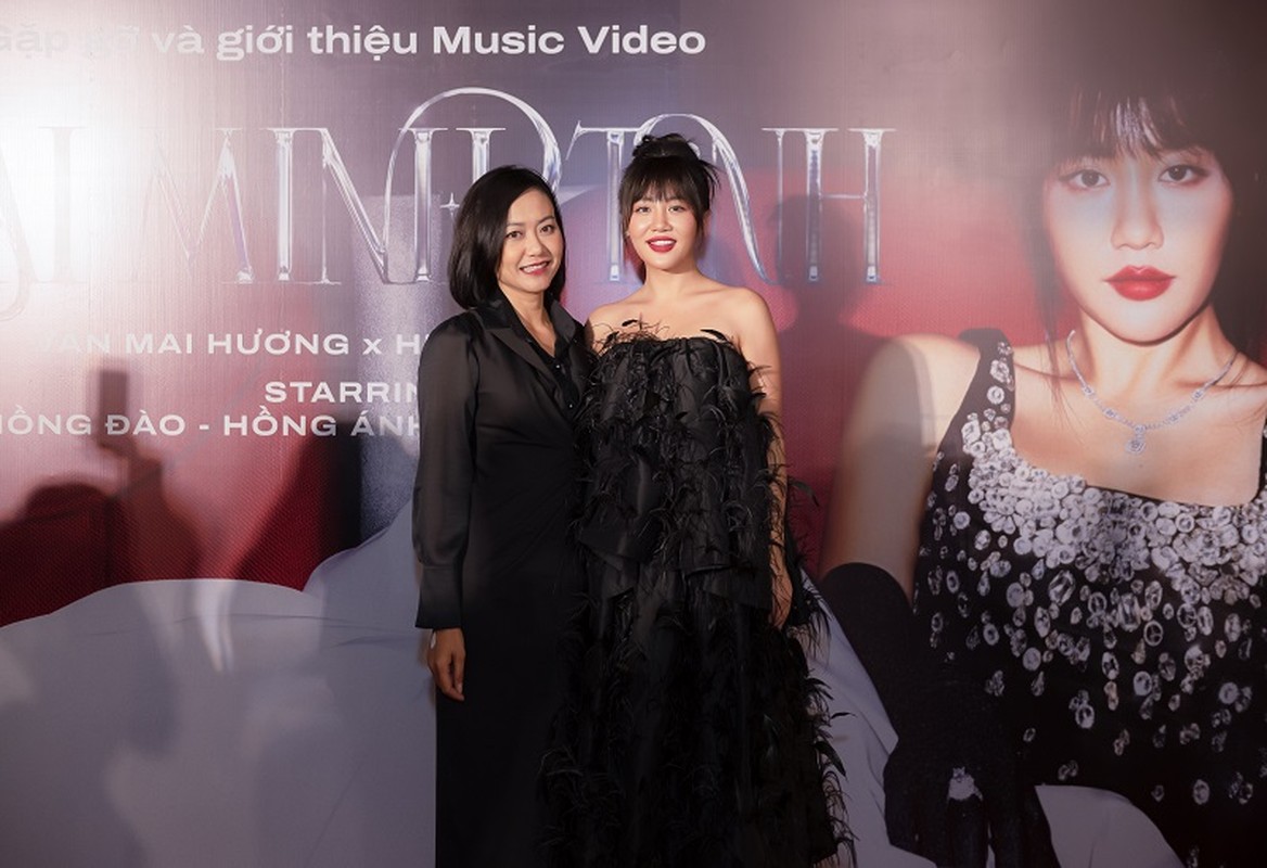 Dan sao do bo mung Van Mai Huong ra mat MV “Dai minh tinh“-Hinh-6