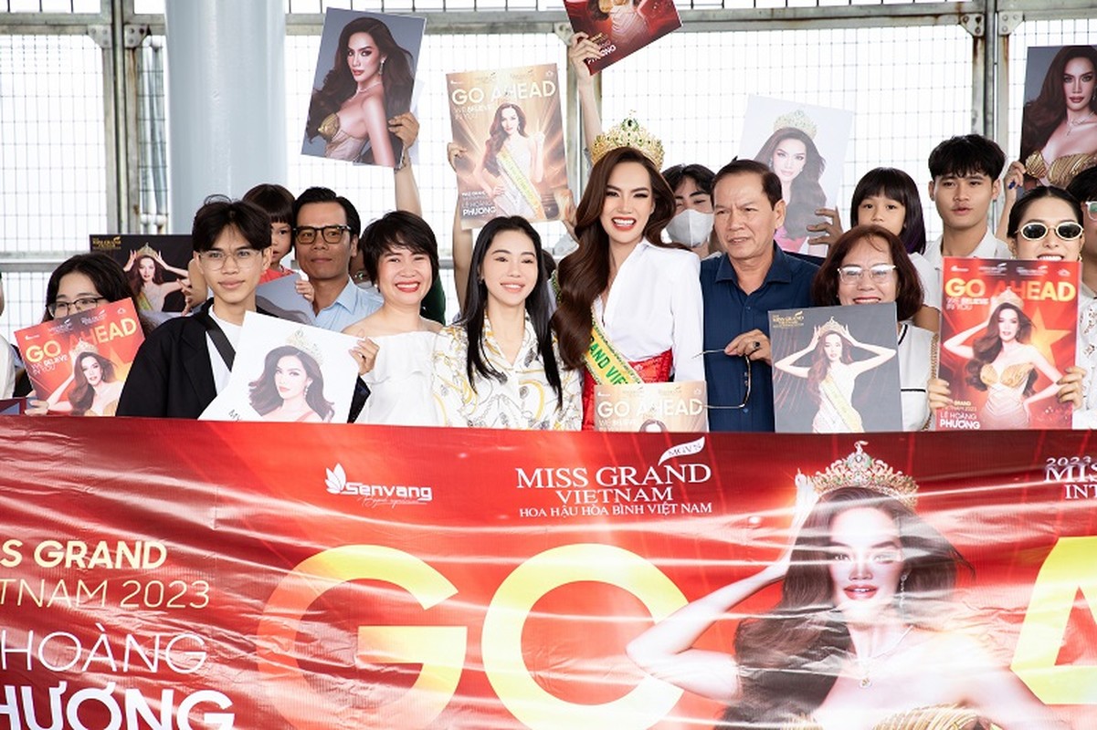 Le Hoang Phuong rang ro den HN du thi Miss Grand International 2023-Hinh-10