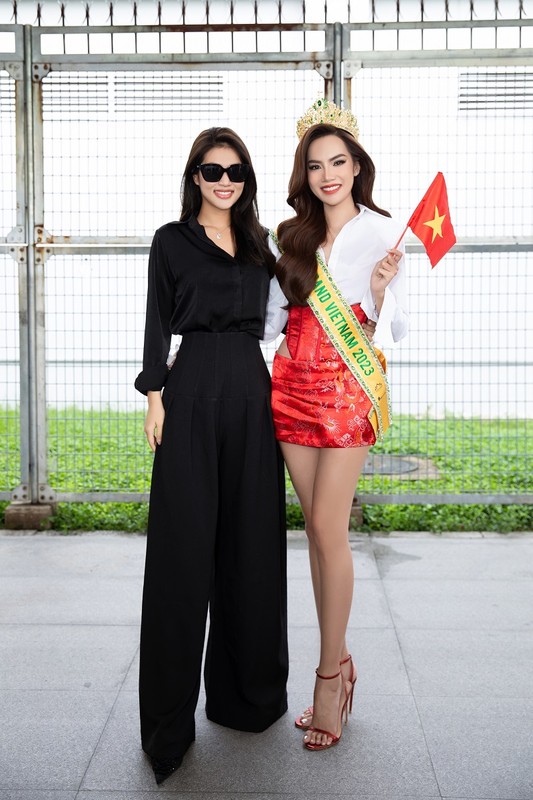 Le Hoang Phuong rang ro den HN du thi Miss Grand International 2023-Hinh-5