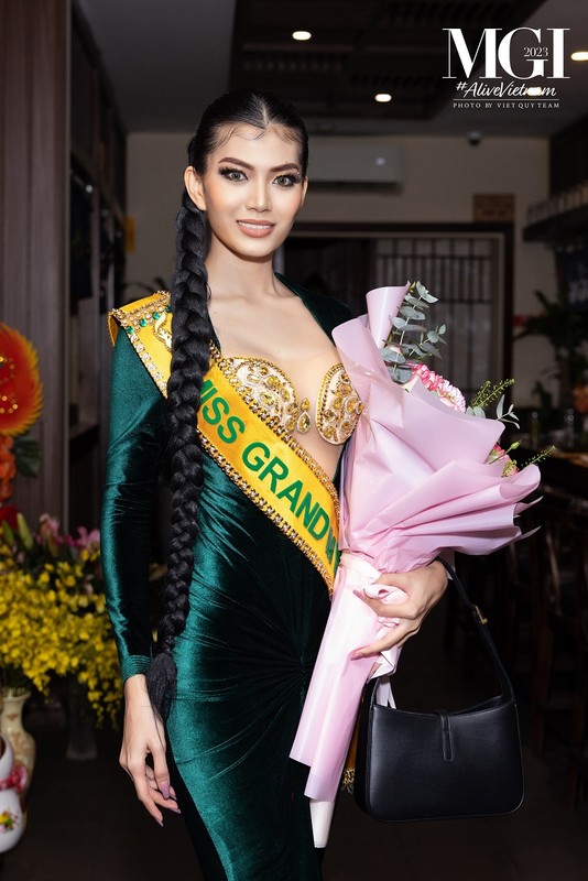 5 thi sinh len do “cuc chay”, an toi cung Chu tich Miss Grand International-Hinh-7