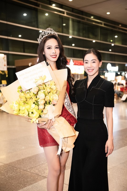Ngoc Hang tro ve nuoc sau khi doat giai A hau 2 Miss Intercontinental-Hinh-6
