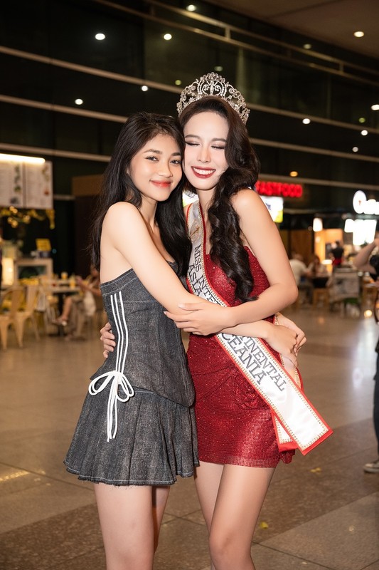 Ngoc Hang tro ve nuoc sau khi doat giai A hau 2 Miss Intercontinental-Hinh-8