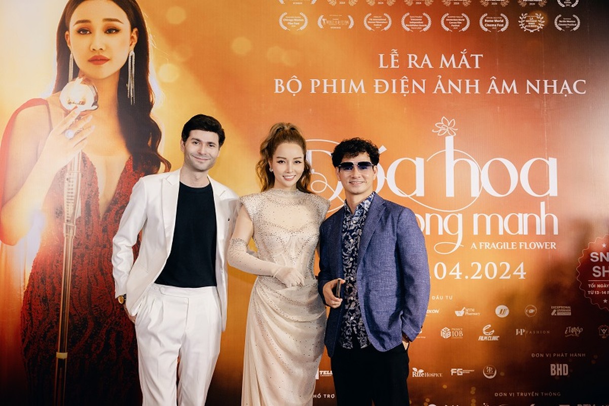 Bang Kieu den mung Trizzie Phuong Trinh, Mai Thu Huyen ra mat phim-Hinh-5