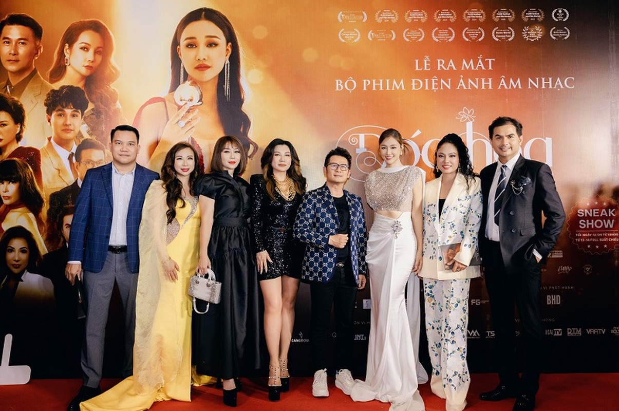 Bang Kieu den mung Trizzie Phuong Trinh, Mai Thu Huyen ra mat phim