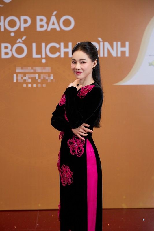 Thuy Tien, Luong Thuy Linh, Bao Ngoc do sac long lay o su kien-Hinh-11