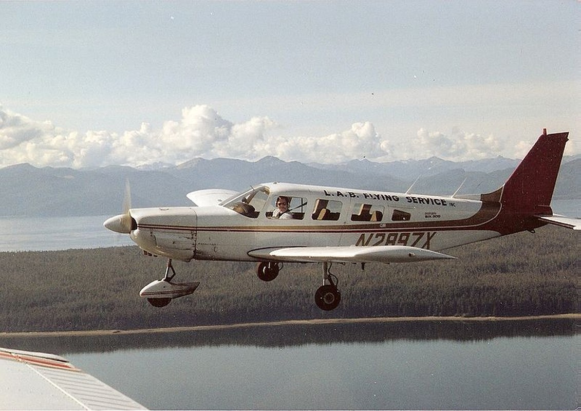 Soi may bay Piper PA-32 bi roi o Dominica-Hinh-4