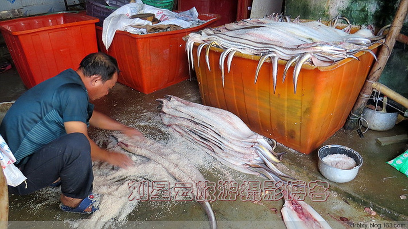 Hinh anh ngu dan uop muoi hang ngan luon bien an tuong-Hinh-8