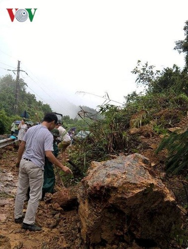 Sat lo dat nghiem trong o QL3 giap ranh Bac Kan-Cao Bang-Hinh-6