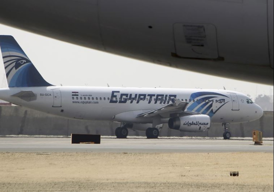 Bi mat soc ve hang hang khong Egypt Air bi khong tac