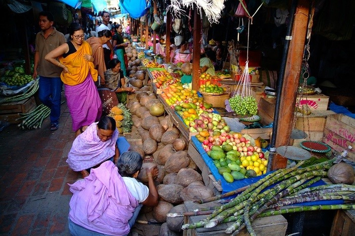 Kham pha nhung khu cho ky la tren the gioi-Hinh-7