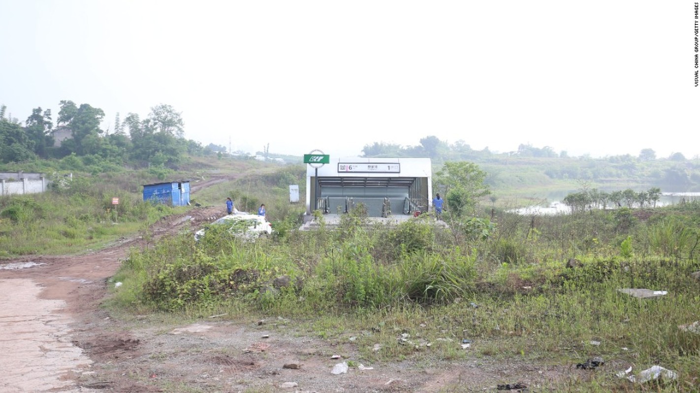 Tan muc ga tau dien ngam o noi hoang vang nhat Trung Quoc-Hinh-8