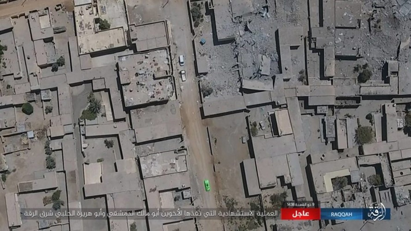 IS danh bom tu sat no tung khu nguoi Kurd o Raqqa-Hinh-6