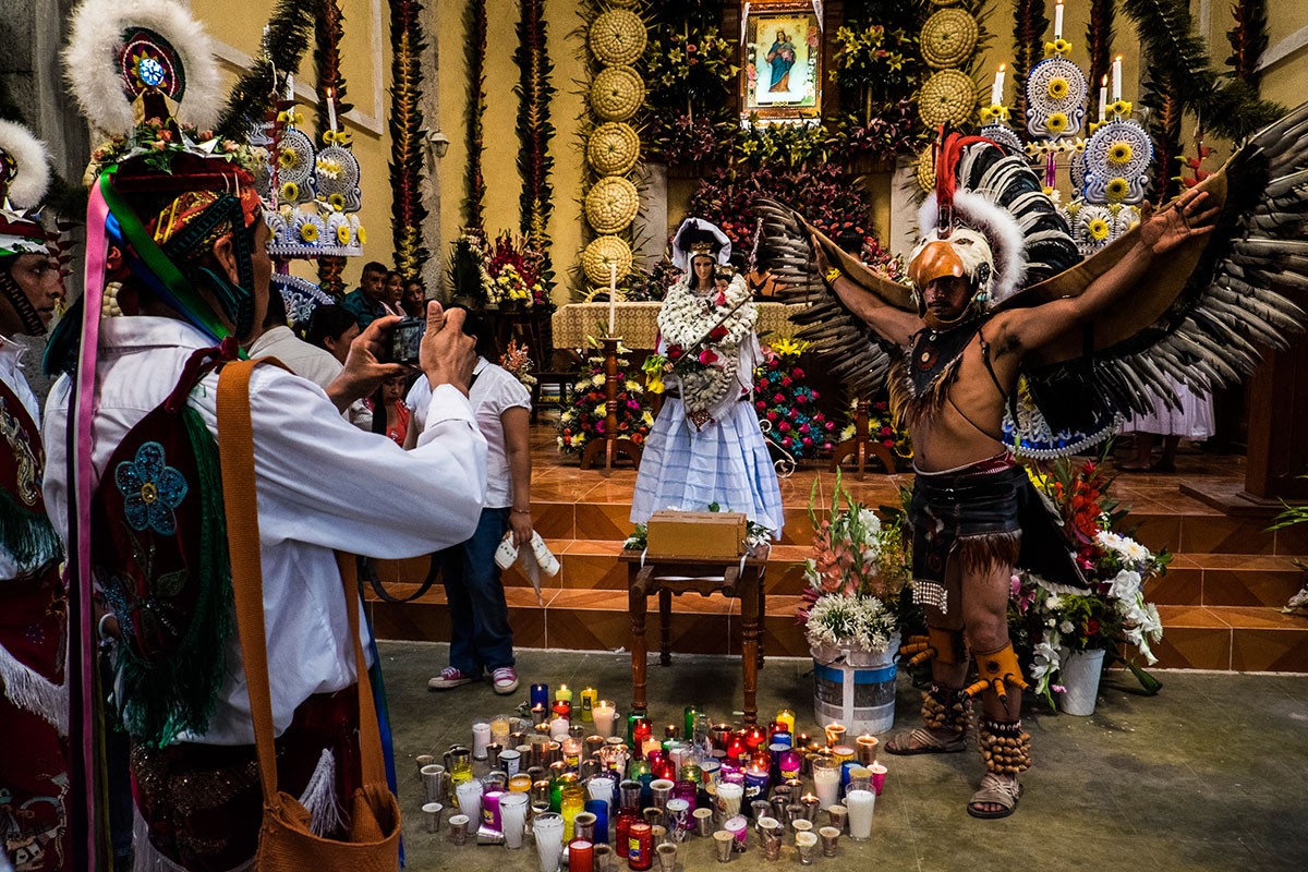 Tan mat dieu nhay nhao lon giua khong trung o Mexico-Hinh-12