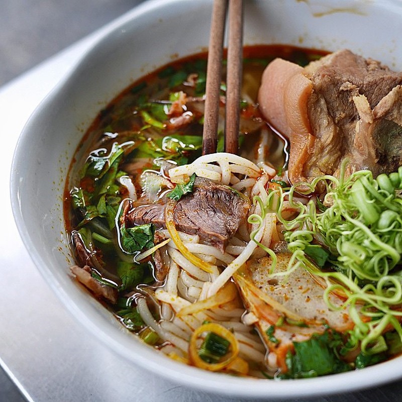 7 quan bun bo Hue may thap ky danh tieng o Sai Gon-Hinh-8