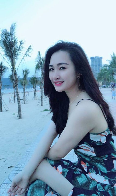 Soi gu thoi trang sang chanh cua vo dien vien Ha Viet Dung-Hinh-7