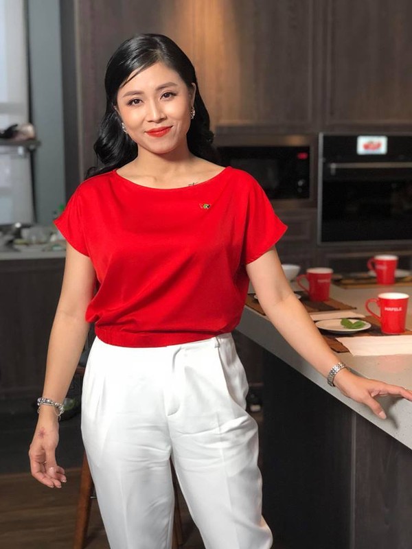 Gu thoi trang cua MC Hoang Linh, nguoi vua tuyen bo chia tay chong sap cuoi-Hinh-12