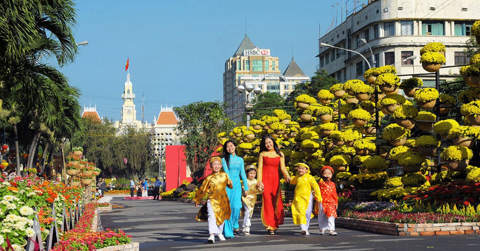 Di bo the nao vua vui khoe vua giu dang ngay Tet hieu qua?