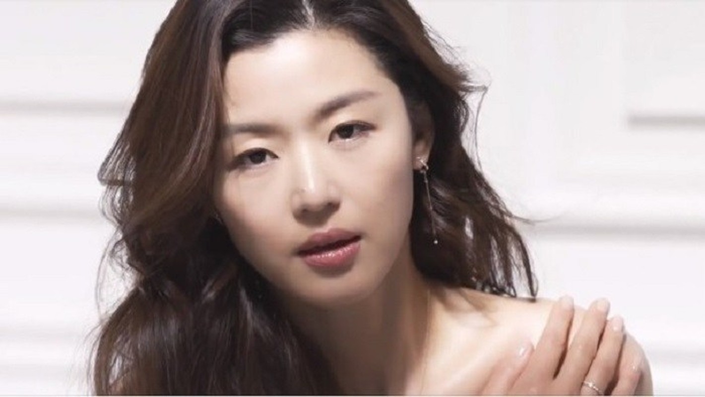 “Mo chanh” Jun Ji Hyun dep kho cuong o tuoi 37-Hinh-5