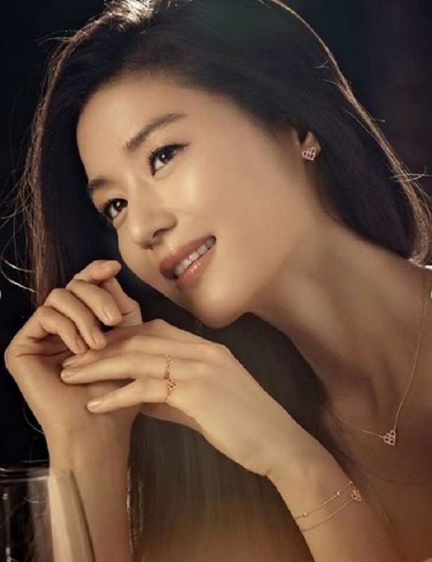 “Mo chanh” Jun Ji Hyun dep kho cuong o tuoi 37-Hinh-8