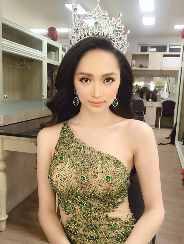 Ba bo vay long lay giup Huong Giang “toa sang” tai Miss International Queen 2019-Hinh-2