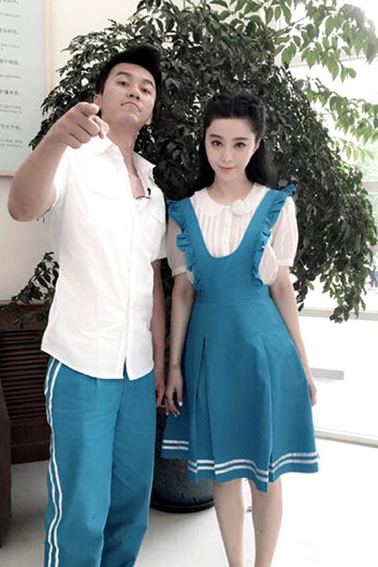 Thoi trang dong dieu cua cap doi Pham Bang Bang, Ly Than thua con man nong-Hinh-3