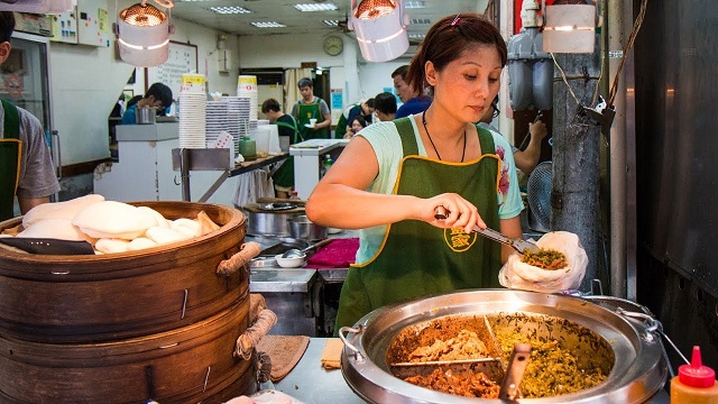 “Chay nuoc mieng” voi mon banh bao kep thit hap dan o Dai Loan-Hinh-4