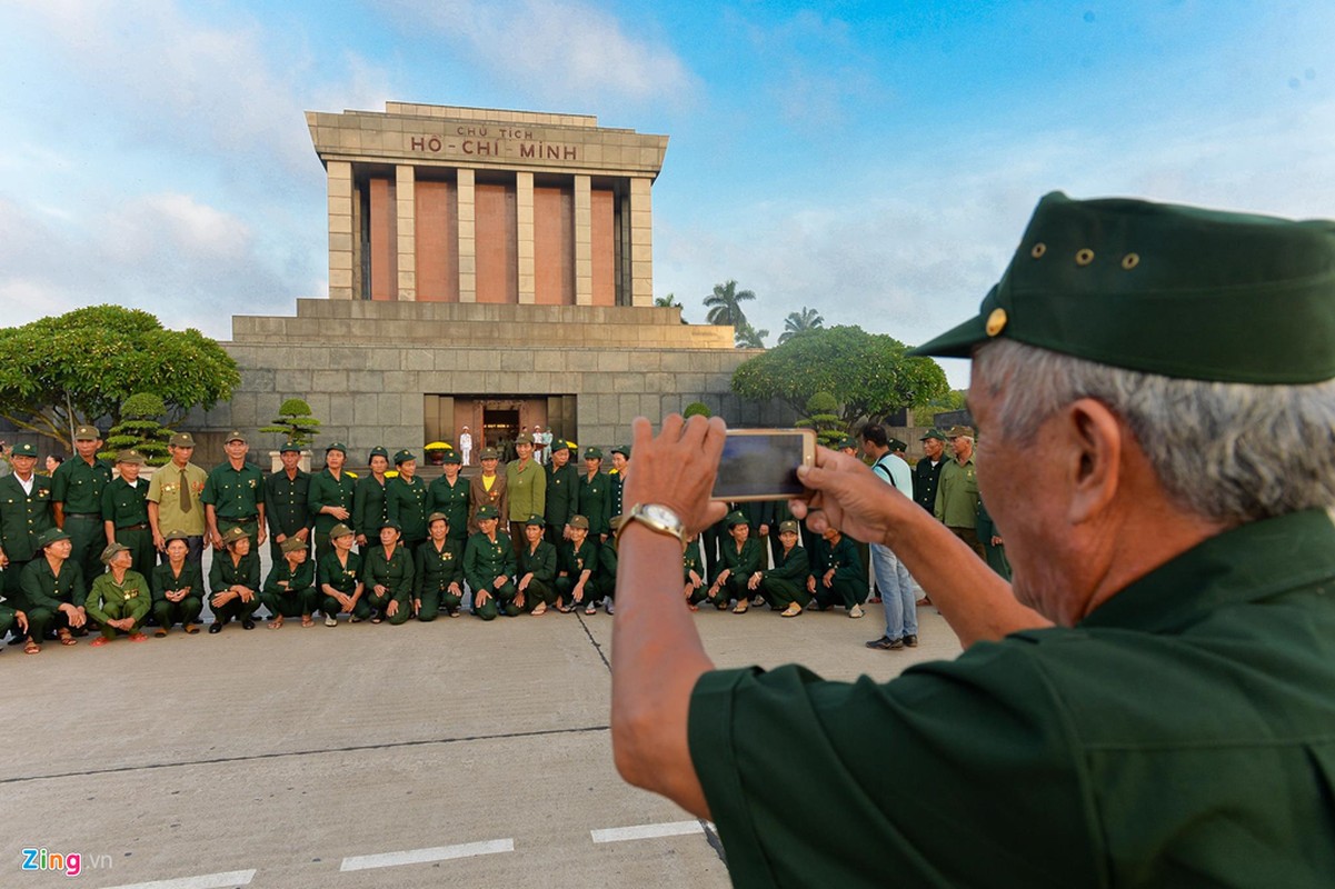 Nghi le thuong co o Lang Chu tich Ho Chi Minh-Hinh-10