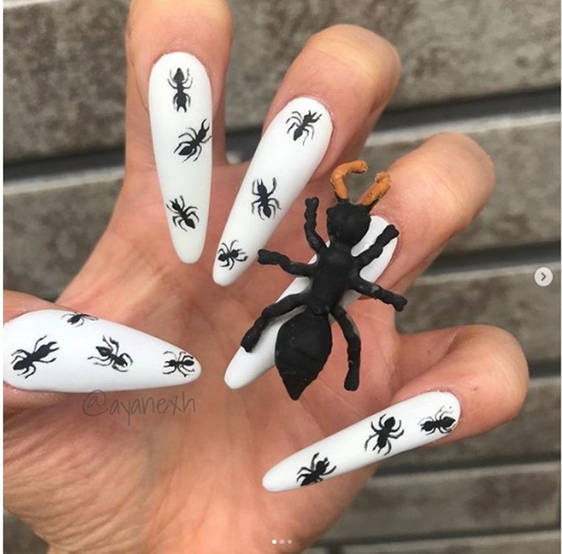 Nhung mau nail day “ma mi” cho cac ban gai di choi ngay Halloween-Hinh-4