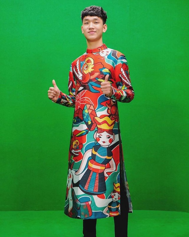 Cac cau thu Viet banh bao trong ta ao dai truyen thong-Hinh-5