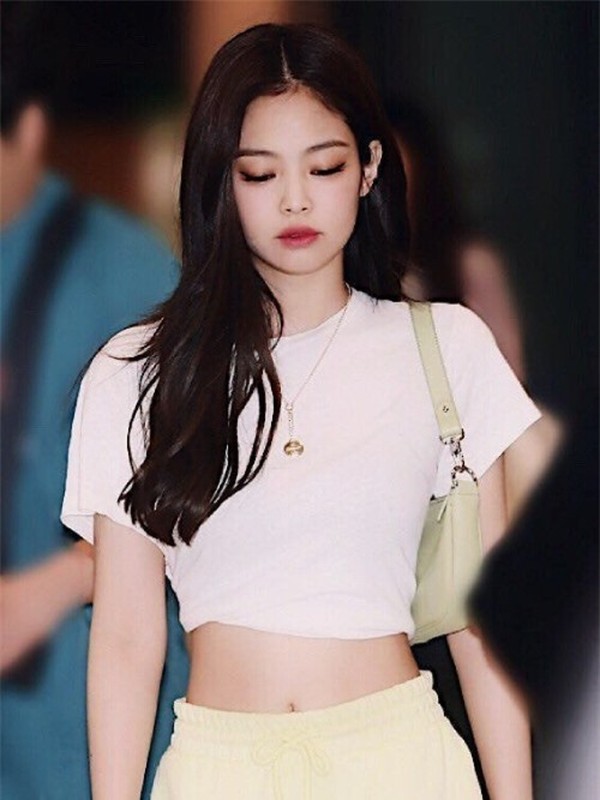 Jennie (BlackPink) an uong nghiem ngat de giu vong eo nho kho tin-Hinh-10