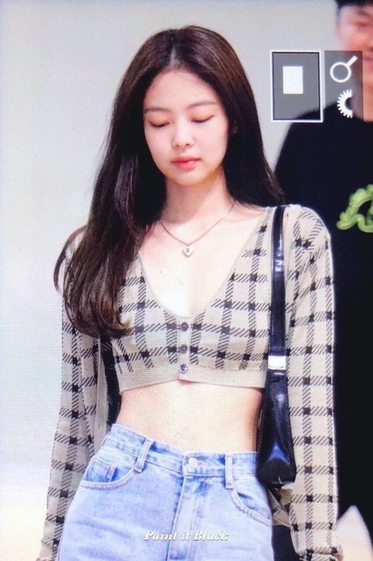 Jennie (BlackPink) an uong nghiem ngat de giu vong eo nho kho tin-Hinh-4