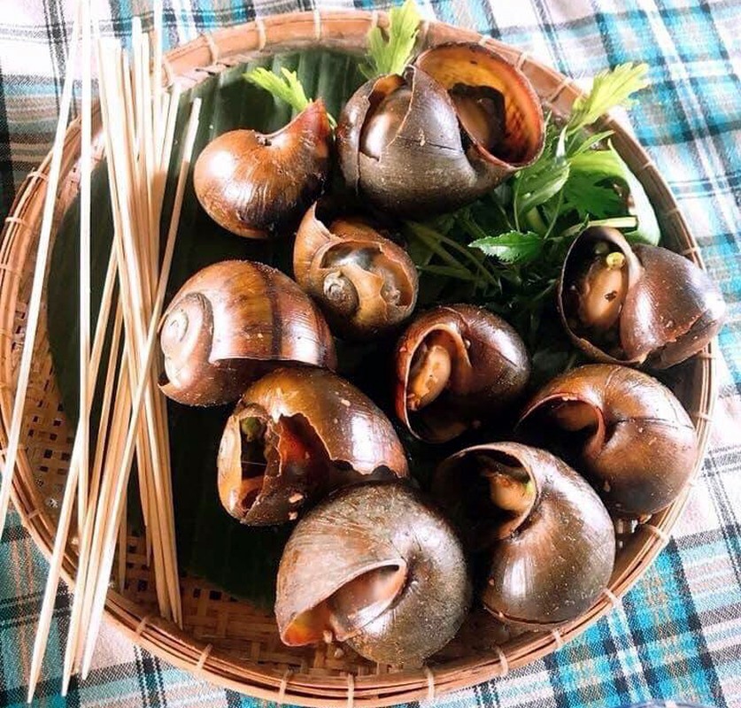 ốc treo giàn bếp - đặc sản nổi tiếng ở xứ Đồng Tháp To-mo-oc-treo-gian-bep-dac-san-noi-tieng-o-xu-dong-thap-Hinh-7