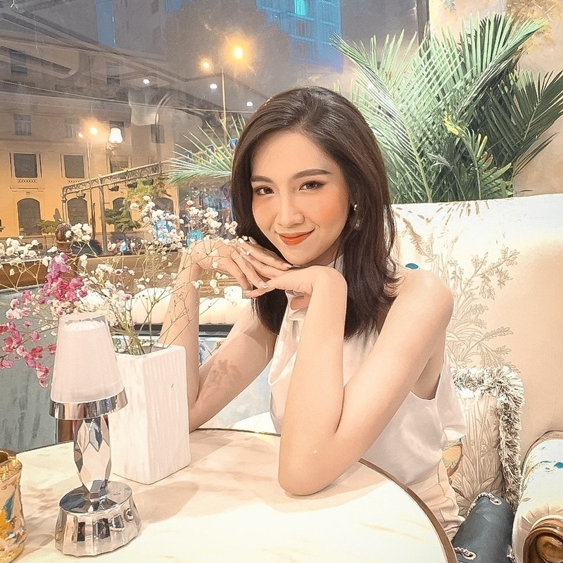 Do Nhat Ha thi Miss Universe Viet Nam, giu eo thon dang nuot the nao?-Hinh-2