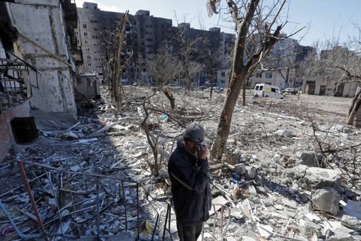 Nhoi long canh hoang tan o Mariupol, Ukraine sau 4 tuan hung bom dan-Hinh-5